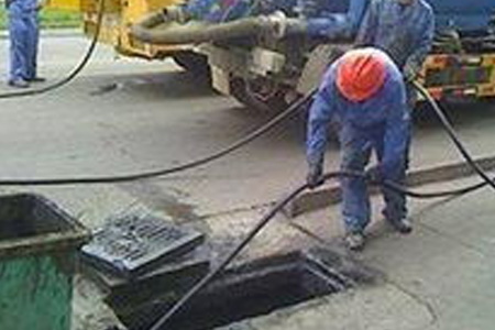西固临洮街厕所漏水了处理,马桶漏水的解决,洗汽车高压水枪